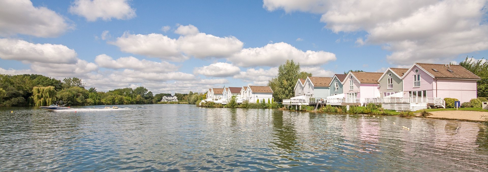 Lakeside properties at Spring Lake with water sports on the lake