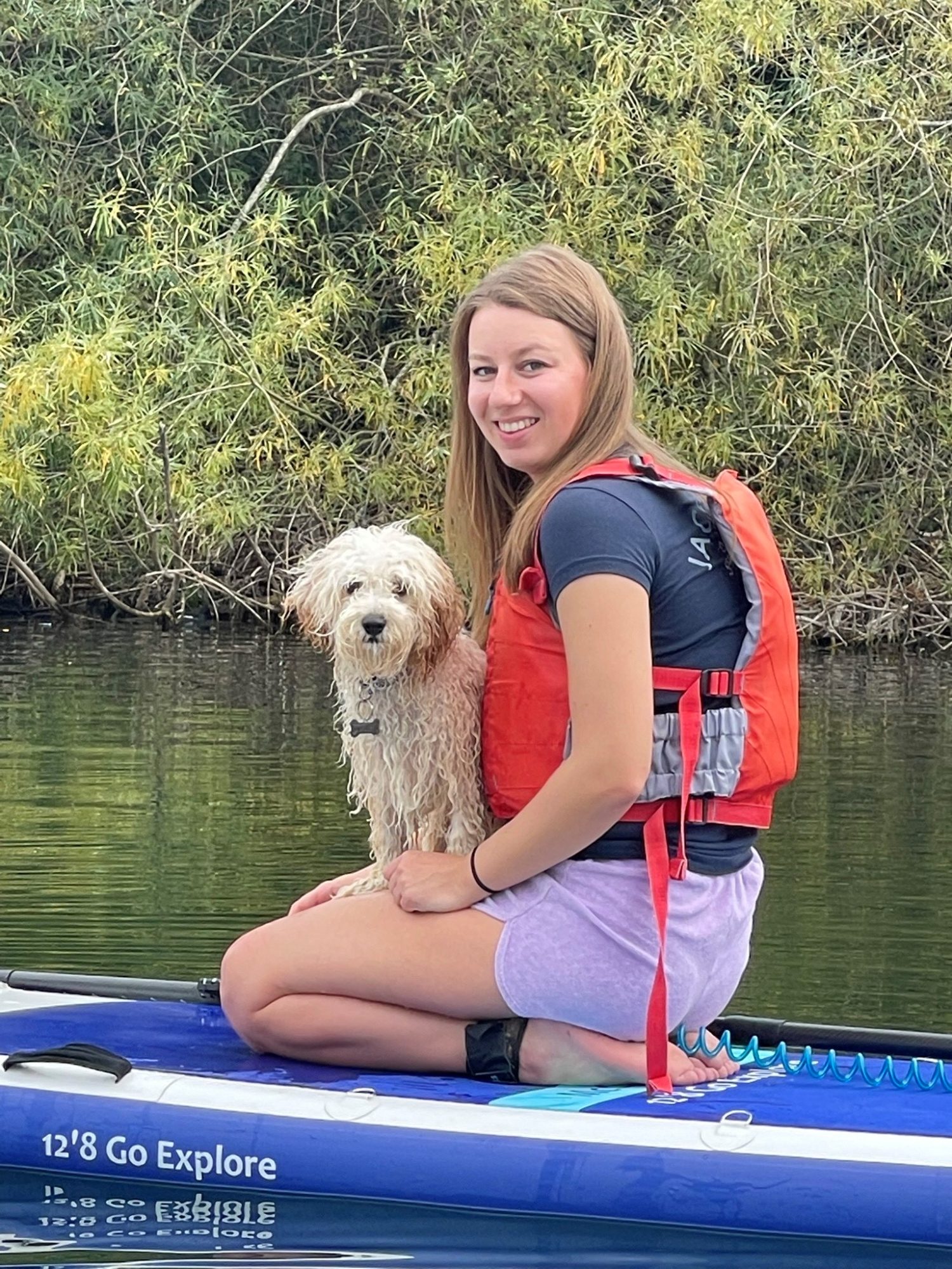 paddleboarding in cotswold lakes